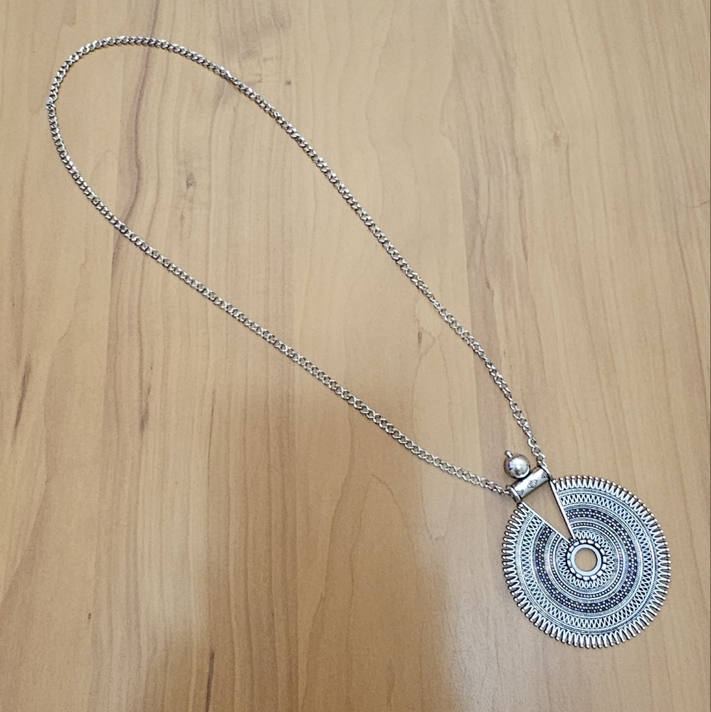 Long necklace